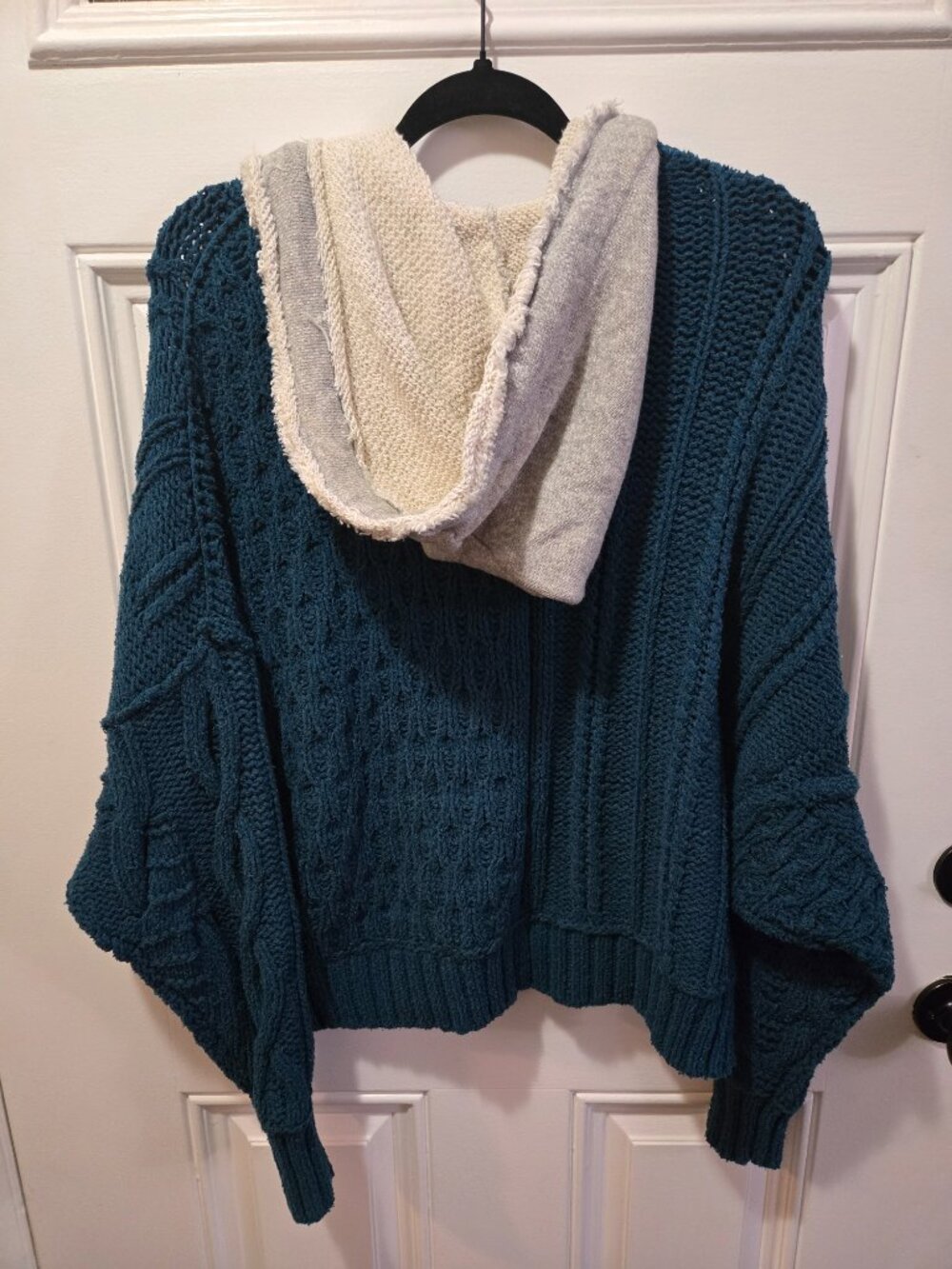 Free People Hooded Chunky Knit Sweater Small Boho Oversized Cable Knit - Picture 5 of 7